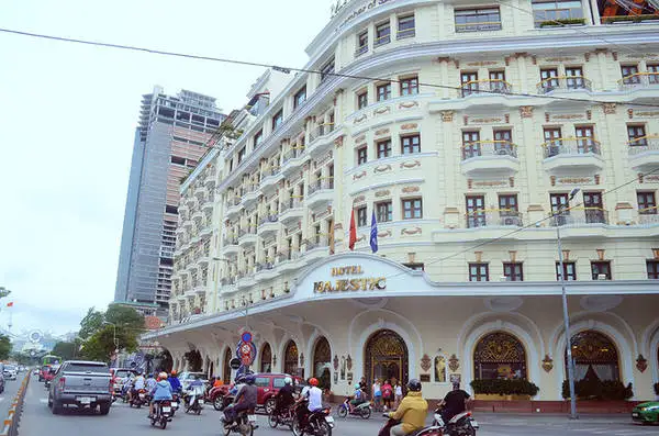 Chạy Để Sống Hạnh Phúc Hơn Mỗi Ngày Với Những Bước Đơn Giản
